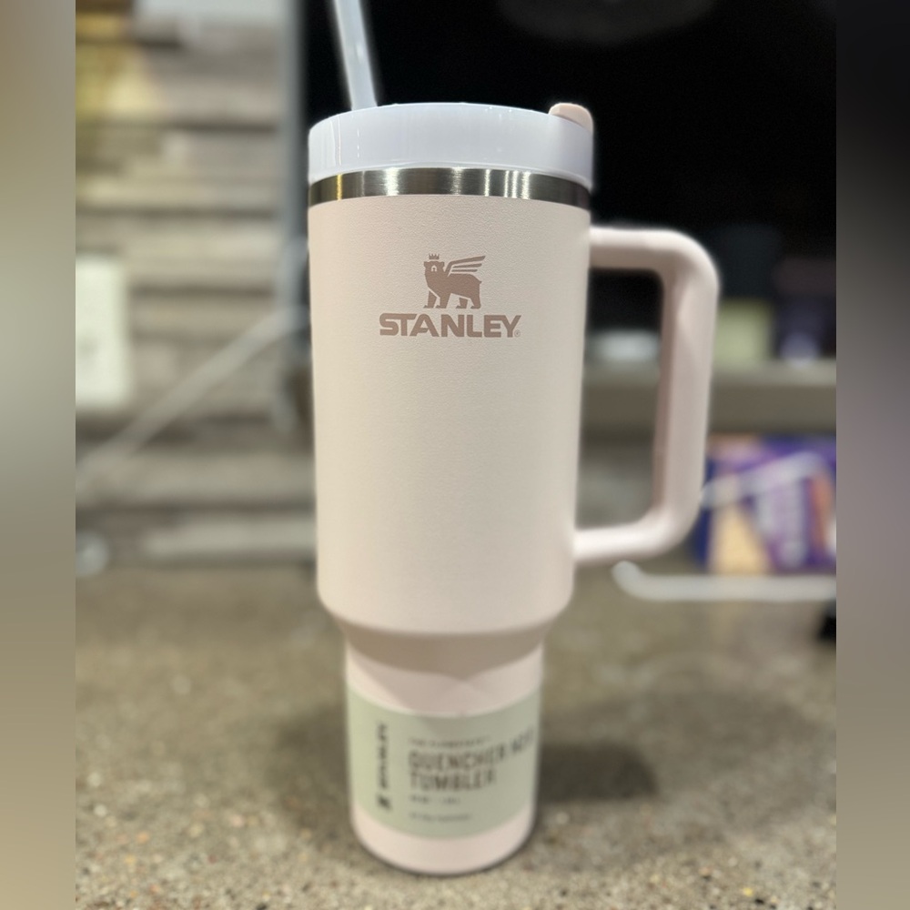 Stanley Quencher Tumbler - Light Pink